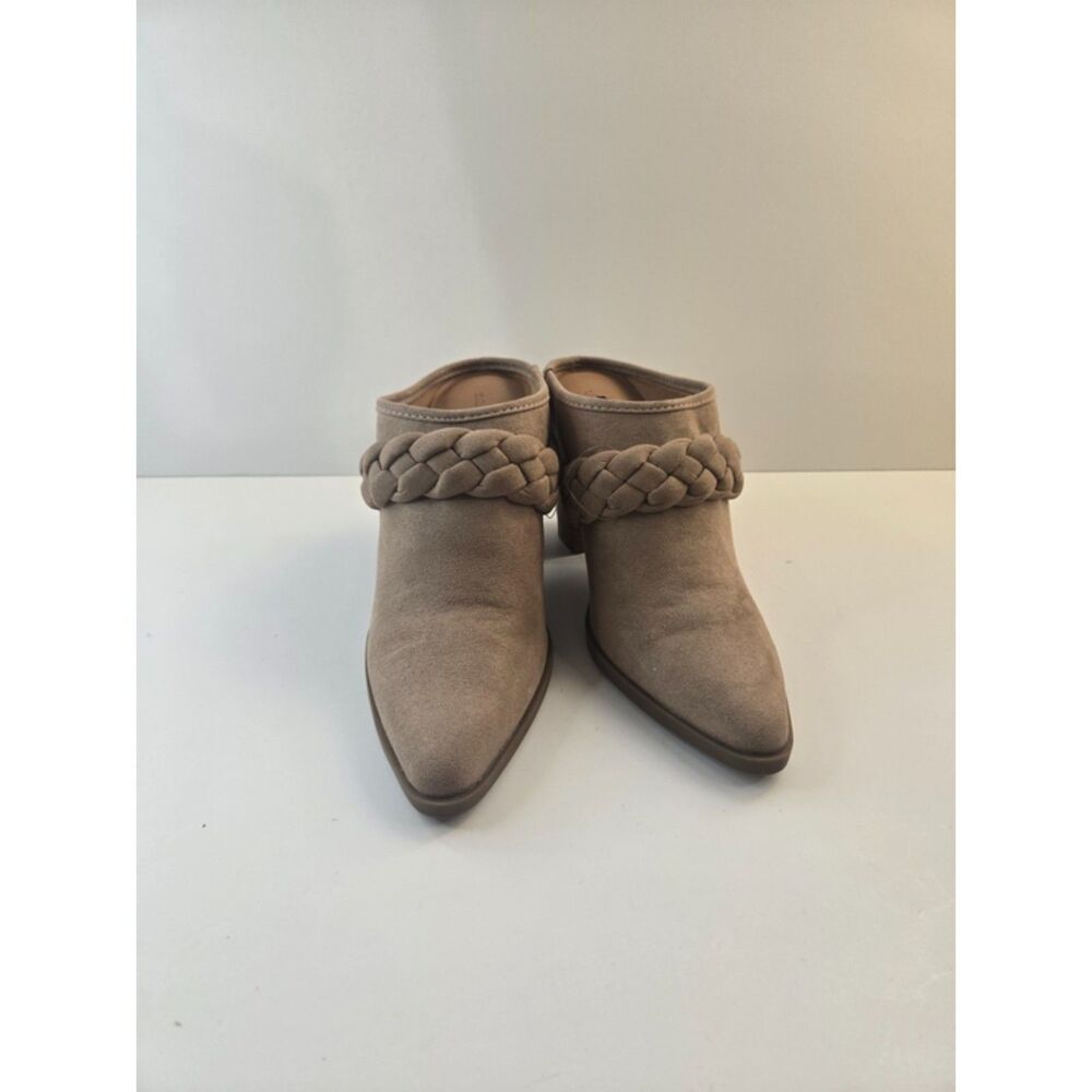 Universal Thread Avis Mule Heels Womens 7 Taupe Faux Suede Braided Sandal NWOT